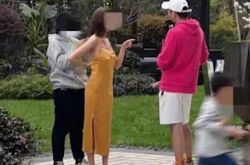 浙江省の女性有名人が裸の背中で写真を撮った、バオの母親は悪い子供を連れてくることを心配していた、私は謝罪する：私は次回もっと注意を払う