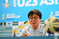 3日本​​での大失敗の後、韓国のコーチはファンに2回謝罪した