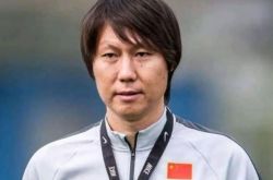 Li Xiaopeng은 Li Tie의 뒤를 이어 수석 코치가 되었습니다.