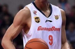 CBA今天上演4场重量对决！宏远将锁定常规赛冠军，辽篮恐遭2连败