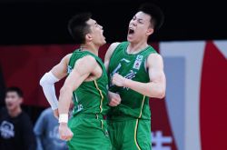 Liaoning Basketball 46+9 Raiders helped the team win, Du Feng played big this time! Guangdong's 15-game winning streak ended