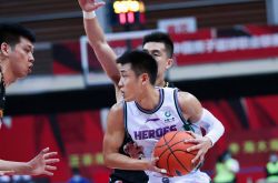 Against the old master? The Liaoning basketball team abandoned the lore, Shandong became the end of the winning streak, and Zhang Dagongzi was abandoned – yqqlm