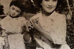 Gao Xiumin의 딸 Li Xuan: 그녀의 부모는 8년 이내에 사망했고 41세의 그녀의 삶은 우여곡절이 있었습니다.