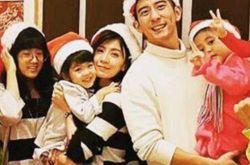 修杰淵は娘の最近の写真を投稿し、咘咘Bo Niuは抱きしめ、Xiuの父親のジェスチャーは彼の継娘との関係をほのめかしました