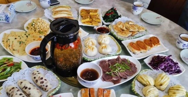 来吴忠最正确的打开方式,一定是喝早茶!