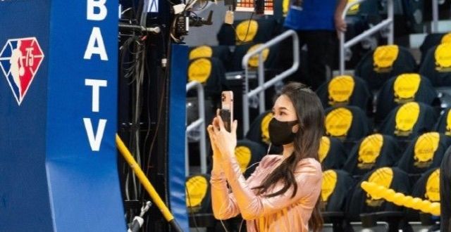 真职场女强人！NBA女神记者孟超200天不停转，工作强度难想象_腾讯新闻