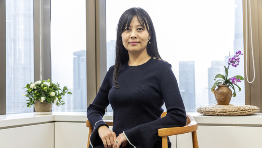 从"财经博主"到"情感博主"?半夏投资李蓓征友刷爆投资圈