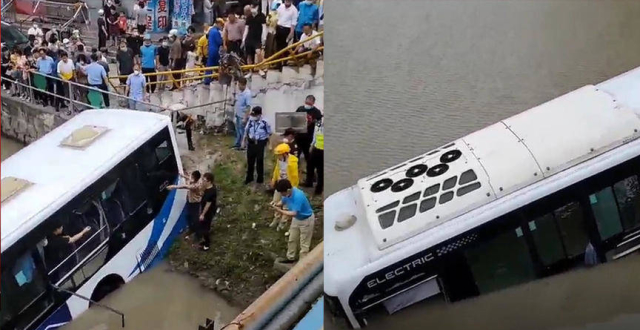 上海一公交车坠河，驾驶员昏迷前让乘客下车