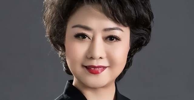 "京剧第一美人"李胜素:13岁学戏,人生三个阶段都让她感恩