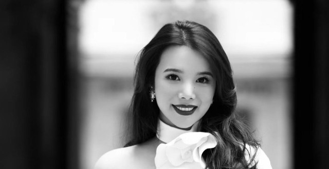 专访余晚晚：“最会投胎的女孩”，不仅会做生意也想做个好伯乐_腾讯新闻