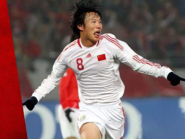 中国vs韩国巅峰之战!邓卓翔一球成名,东亚杯结束恐韩