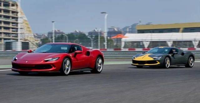 试驾法拉利296 GTB V6跃马尚能“Fun”否？_腾讯新闻