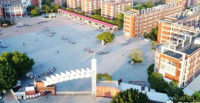晋江子江中学最新文章