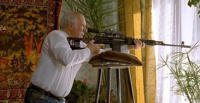 《伏罗希洛夫射手》:会打枪的老头惹不起