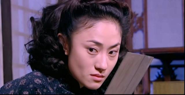 二刷《大宅门》看白美死去时的四周,才懂她这一生所隐藏的大秘密