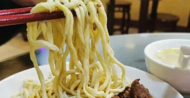 广州人爱吃的伊面，竟是方便面鼻祖？_腾讯新闻