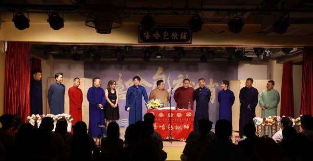 嘻哈包袱铺：“经营不善”却连开剧场，“众叛亲离”却人才辈出_腾讯新闻