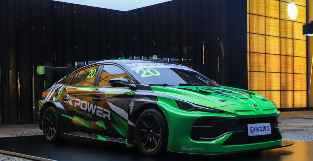 10万欧元就能拥有 实拍MG5 XPOWER TCR赛车_腾讯新闻