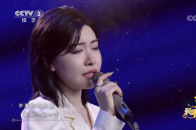 翟颖演唱《吻鲸鱼的人》，空灵又唯美，温柔动人_腾讯新闻