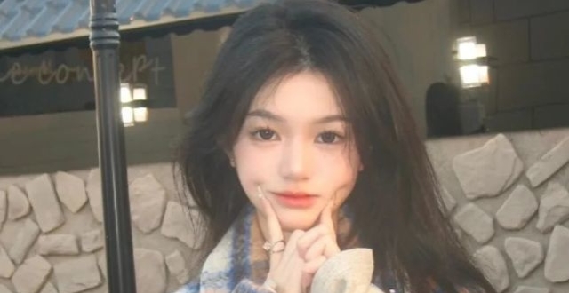 “互联网素未谋面的妹妹”叶河丹，又被粉丝质疑恋爱中无缝衔接_腾讯新闻