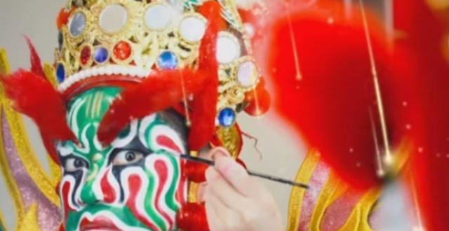 青面獠牙的面具背后，是23岁小伙传承非遗“耍牙”的决心_腾讯新闻