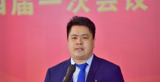 委员通道丨市政协委员张毅、赵红艺、魏娜接受记者提问_腾讯新闻