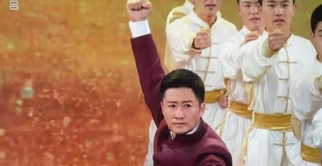 将邪恶绳之以法的昊京，为什么成为了“依托答辩”？_腾讯新闻