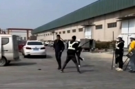警方通报一公司内有人闹事：6人受伤，已对8人采取刑事强制措施_腾讯新闻