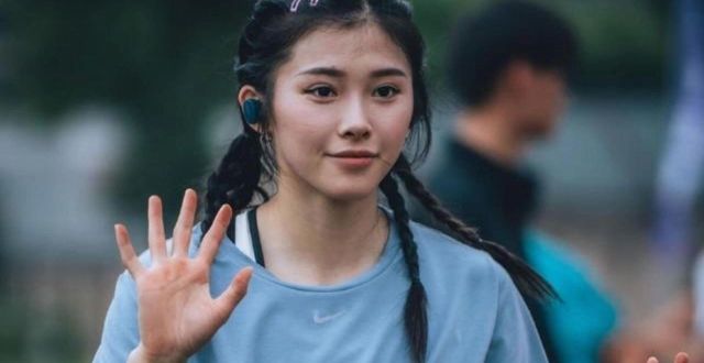 女版刘翔又美又飒！颜值不逊女明星，曾丢冠后放话下届全运会夺冠_腾讯新闻