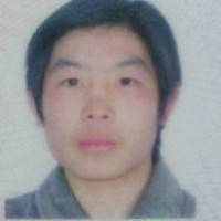 小伙跟女鬼聊天,女友看不见一屁股坐在女鬼身