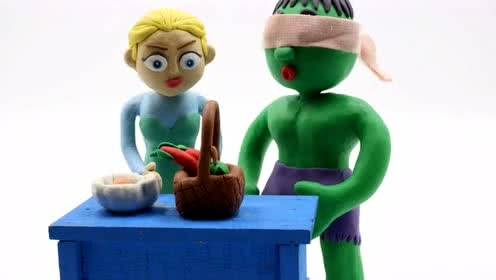 冰雪奇缘艾莎女王温泉SPA与王子泳池约会