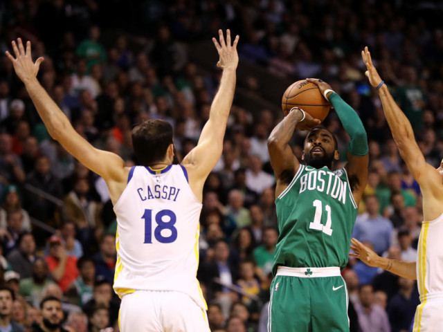 排名观察绿衫军14连胜领跑火箭重登西部榜首