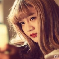 洗完脸后抹点红霉素软膏,皮肤白净无斑显年轻