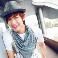 杨幂旗下艺人都火了 最看好李溪芮和迪丽热巴