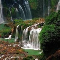 手机卫星地图定位导航,连地上的人和车都能看