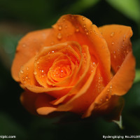 《年少有为》原唱李荣浩现场演唱,听完原唱的