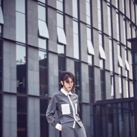 废旧的手机电池别扔了,教你手工改造成充电宝