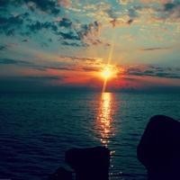 原地侧向推铅球个人技术动作视频_有趣