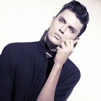 非洲兄弟大秀口音《光辉岁月》我看到牙齿好白