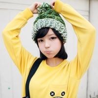 毛利兰穿了一件漂亮泳装 是专门为工藤新一买