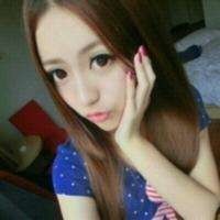 黑衣美女火热献唱《疯狂爱一回》歌曲唱的人如