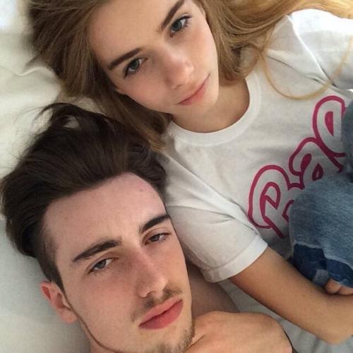 小朋友演唱豫剧《我爱我爹》选段 哭坟 唱的