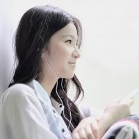 清纯美女公园秀00后最火最后我们没能走到一