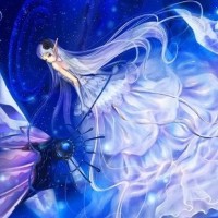 《三面娜迦》蛇王转世婴儿时, 就开始有蛇就开