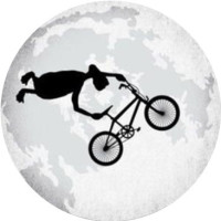 还真的有,卫星地图拉到中国这个地方,可以看到