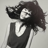 200万存银行,每年能有多少利息?算完捏一把冷