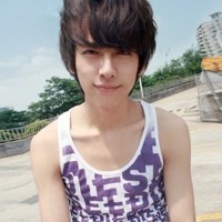 农村女孩当初被陷害,如今成亿万富豪回来报仇