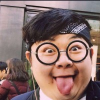 抖音最近很火的手势舞,美女的表演实在太精彩