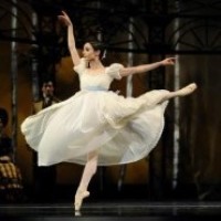 动感32步广场舞《相思桃花雨》歌好听,舞更好