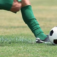 篮球:中锋必学之内线背打假动作,全部学会你就